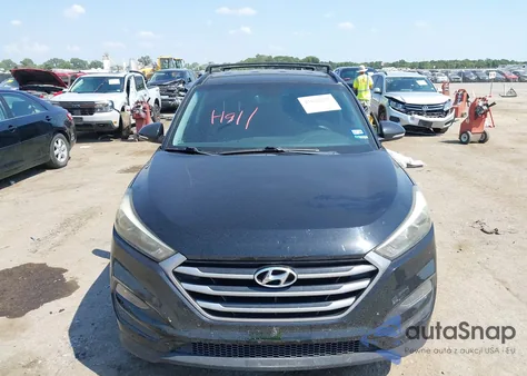 2017 Hyundai Tucson Se Plus z USA, uszkodzony, nr VIN KM8J33A47HU522669